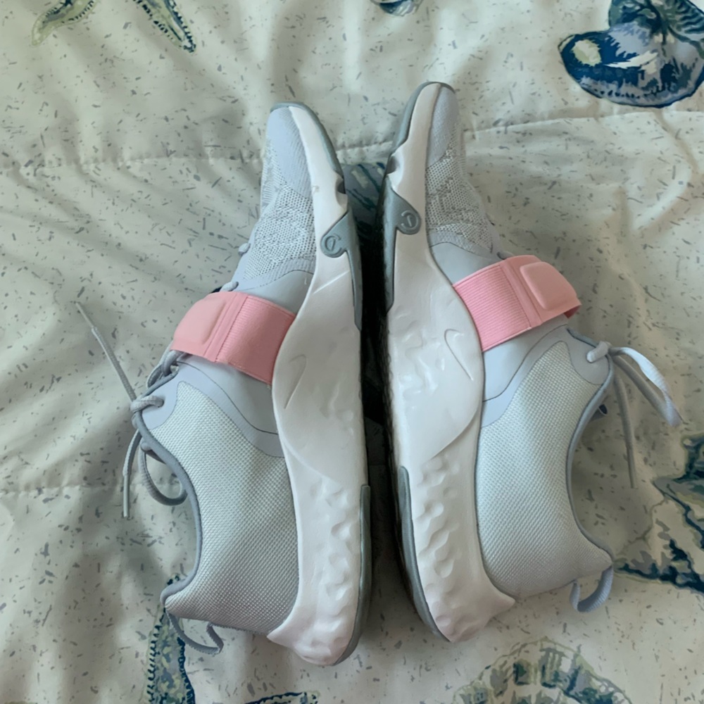 Nike Renew TR 12  Sneakers size 9 - Picture 5 of 7